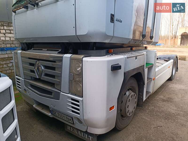 Тягач Renault Magnum 2007 в Ровно