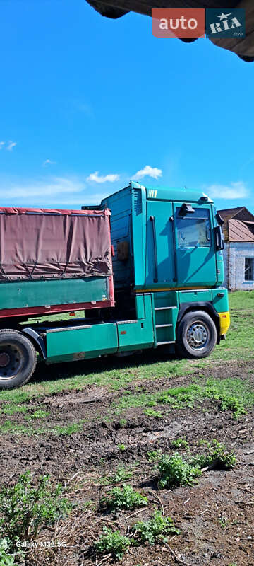 Зерновоз Renault Magnum 2004 в Новоархангельске