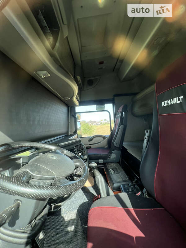 Тягач Renault Magnum 2009 в Коломые