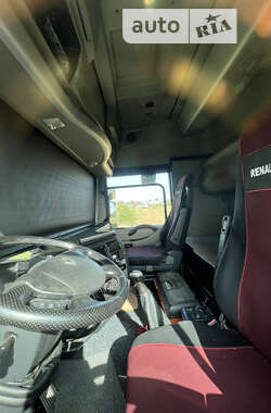 Тягач Renault Magnum 2009 в 