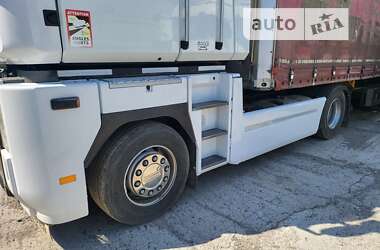Грузопассажирский фургон Renault Magnum 2009 в 