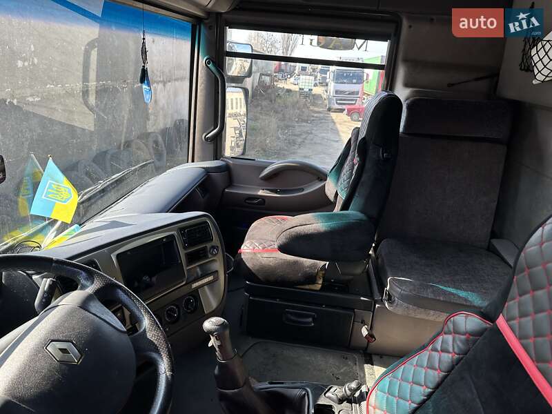 Тягач Renault Magnum 2007 в Одессе
