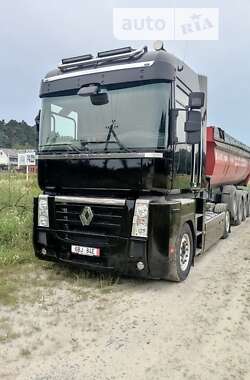 Тягач Renault Magnum 2012 в Львове