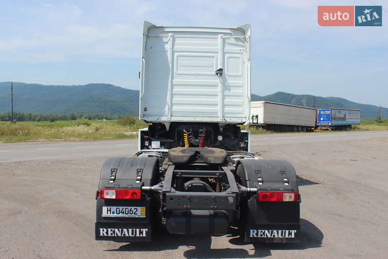 Тягач Renault Magnum 2010 в Хусті