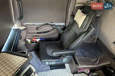 Тягач Renault Magnum 2008 в 