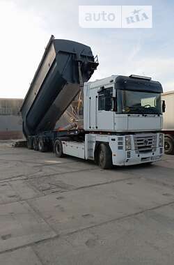 Зерновоз Renault Magnum 2006 в Ізмаїлі