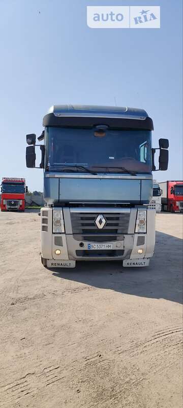 Тягач Renault Magnum 2011 в Кам'янці-Бузькій