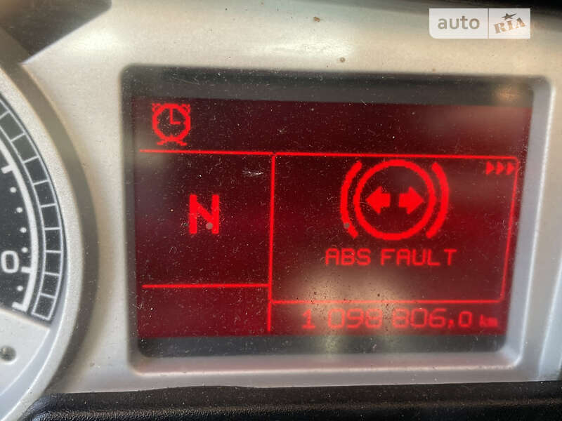 Тягач Renault Magnum 2007 в Новомосковську