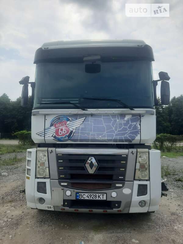 Тягач Renault Magnum 2009 в 