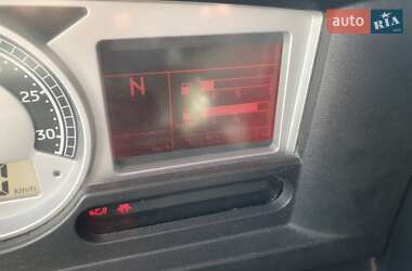 Тягач Renault Magnum 2012 в 