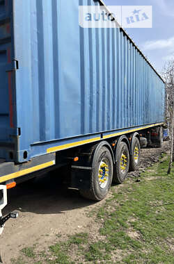 Тягач Renault Magnum 2004 в 