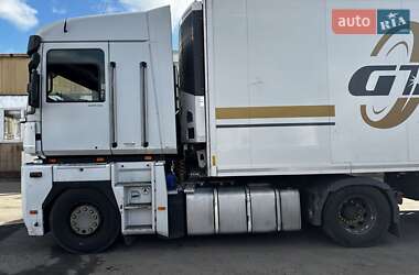 Тягач Renault Magnum 2012 в 