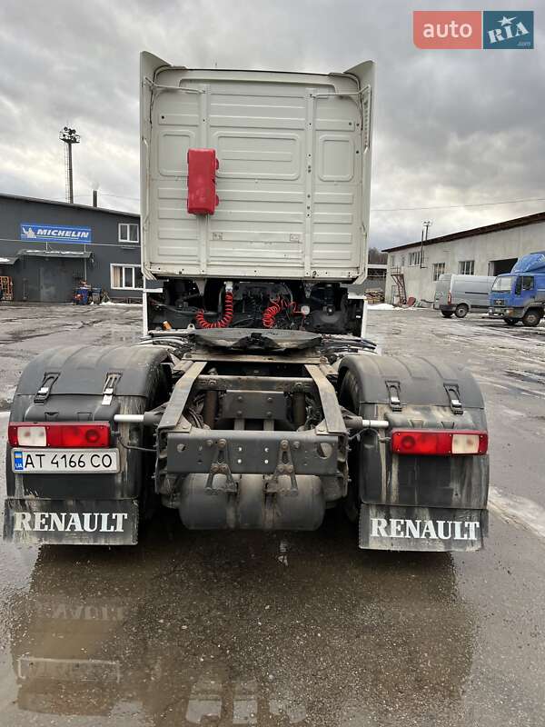 Тягач Renault Magnum 2008 в Надвірній