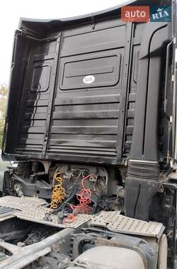 Тягач Renault Magnum 2008 в 