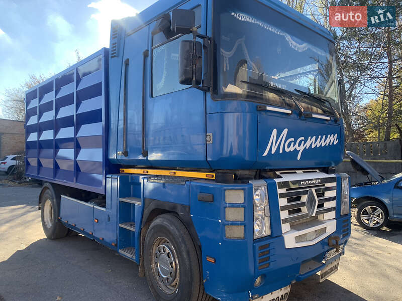 Renault Magnum 2000