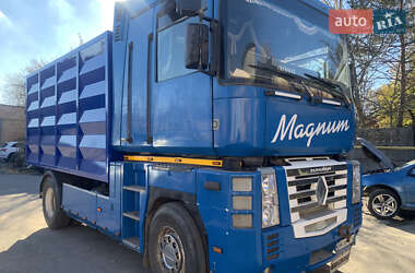 Самосвал Renault Magnum 2000 в 