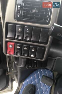 Тягач Renault Magnum 2009 в 