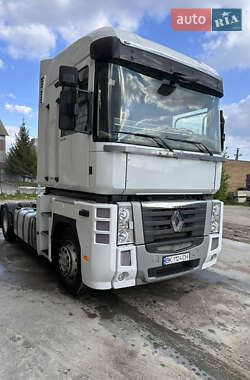 Тягач Renault Magnum 2010 в Ровно