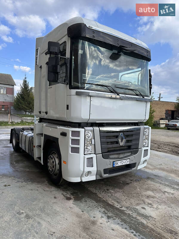 Renault Magnum 2010