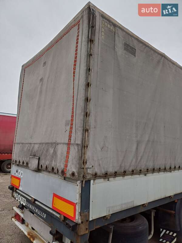 Тягач Renault Magnum 2007 в Львове