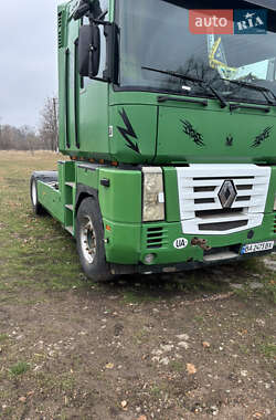 Тягач Renault Magnum 2003 в 