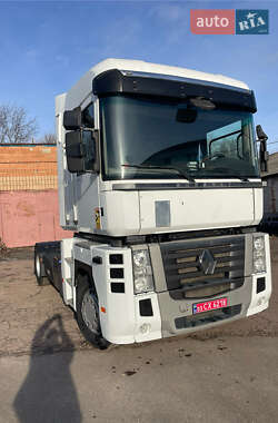 Тягач Renault Magnum 2012 в 