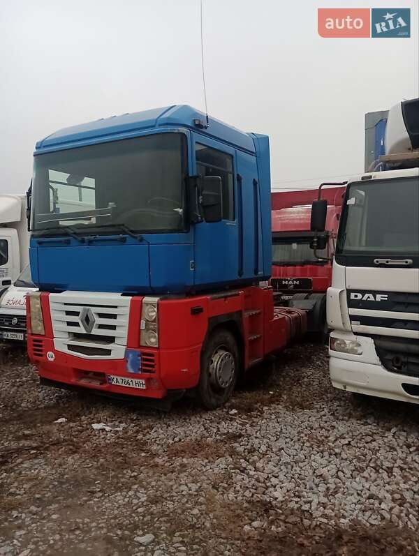 Тягач Renault Magnum 2003 в Києві