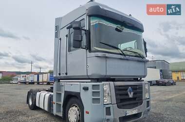 Тягач Renault Magnum 2010 в Іршаві