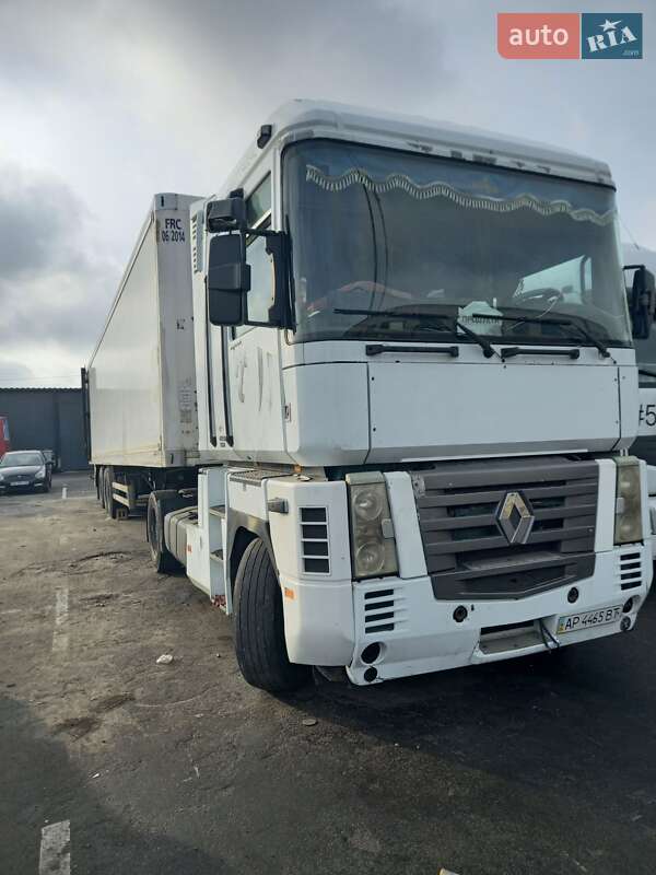 Тягач Renault Magnum 2004 в 