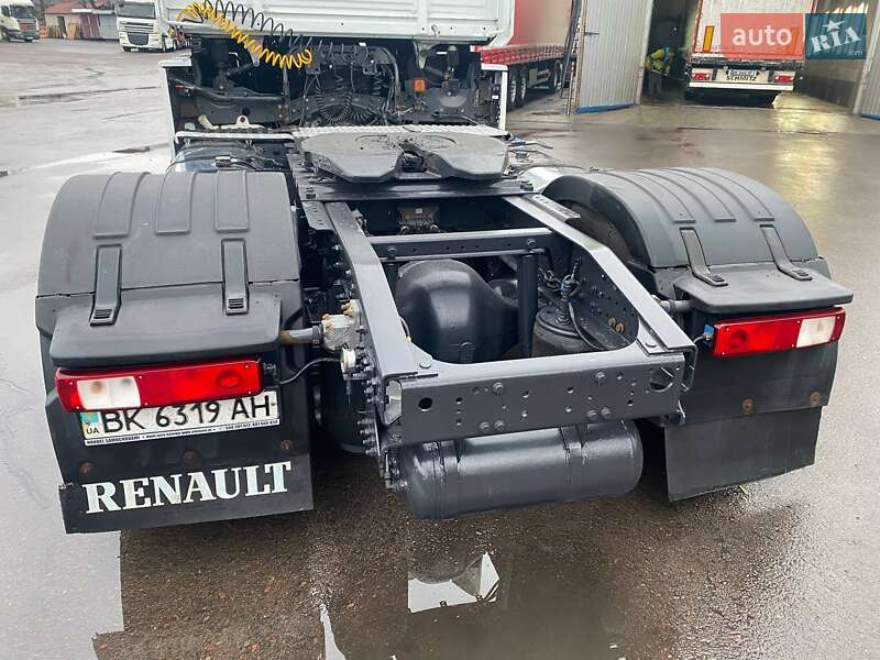 Тягач Renault Magnum 2011 в Ровно