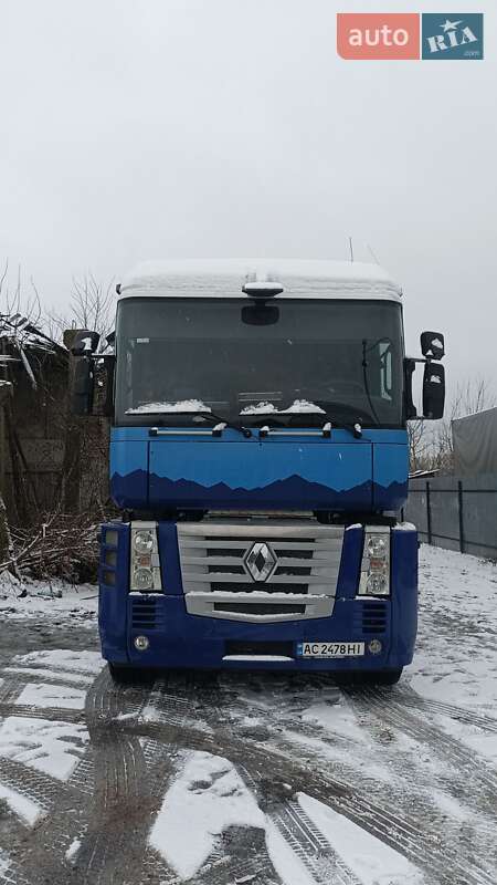 Тягач Renault Magnum 2008 в Луцке