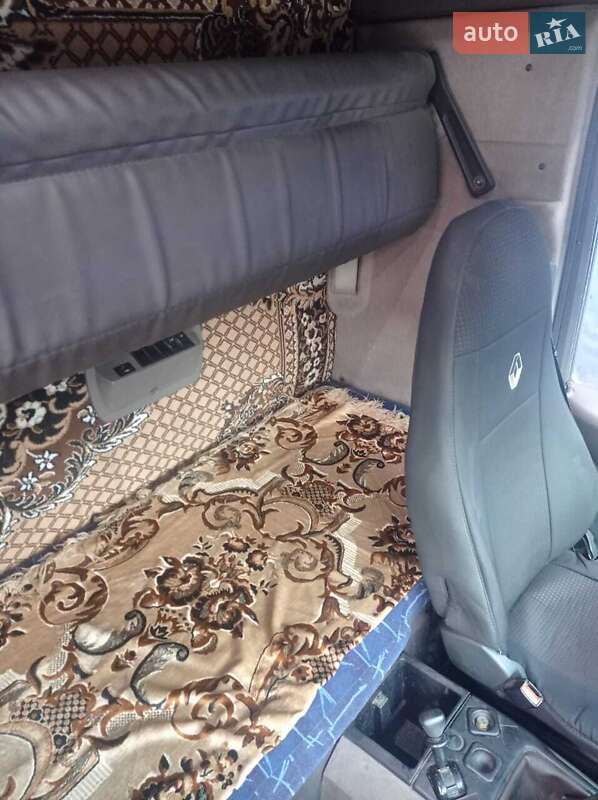 Тягач Renault Magnum 2004 в Чернигове фото 3 Тягач Renault Magnum 2004 в Чернигове