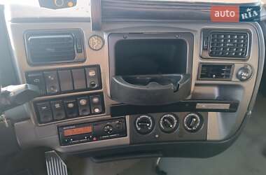 Тягач Renault Magnum 2012 в 