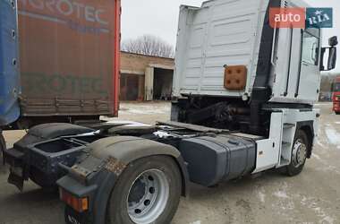 Тягач Renault Magnum 2004 в 