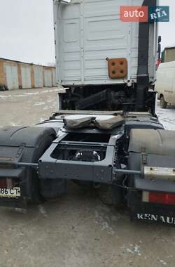 Тягач Renault Magnum 2004 в 