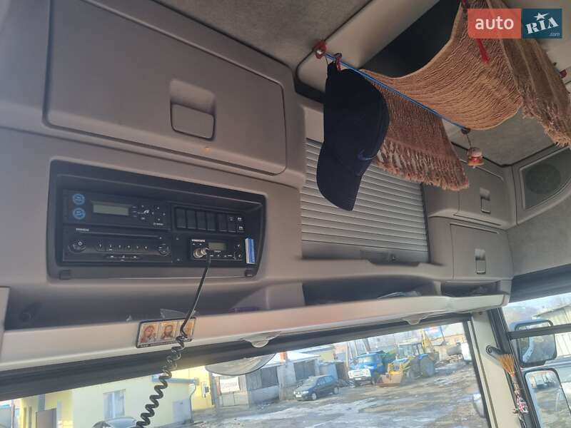 Тягач Renault Magnum 2009 в Смеле