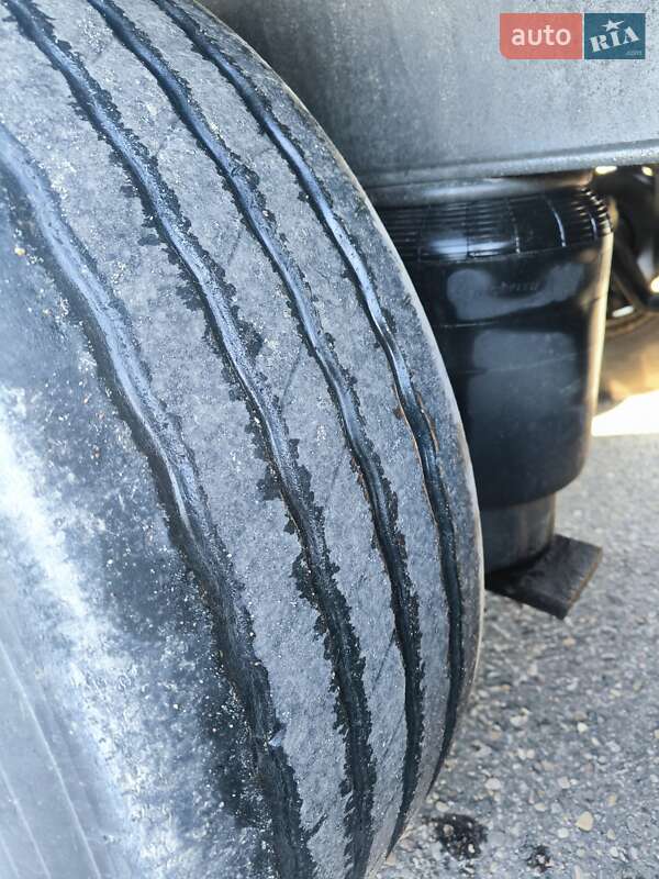 Тягач Renault Magnum 2008 в Львові