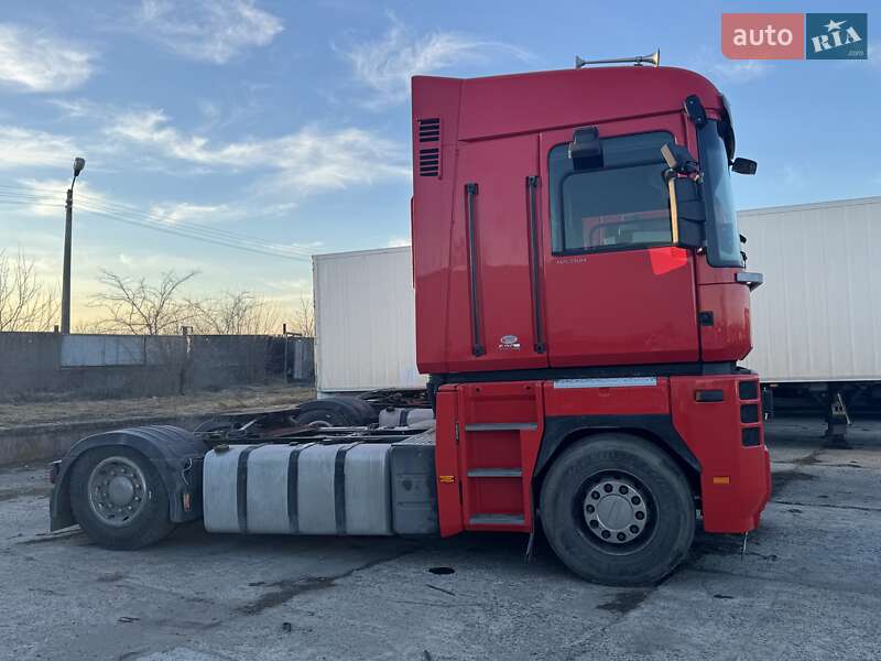 Тягач Renault Magnum 2011 в Одесі