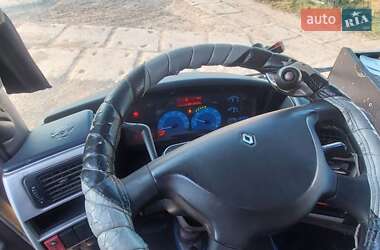 Тягач Renault Magnum 2004 в 