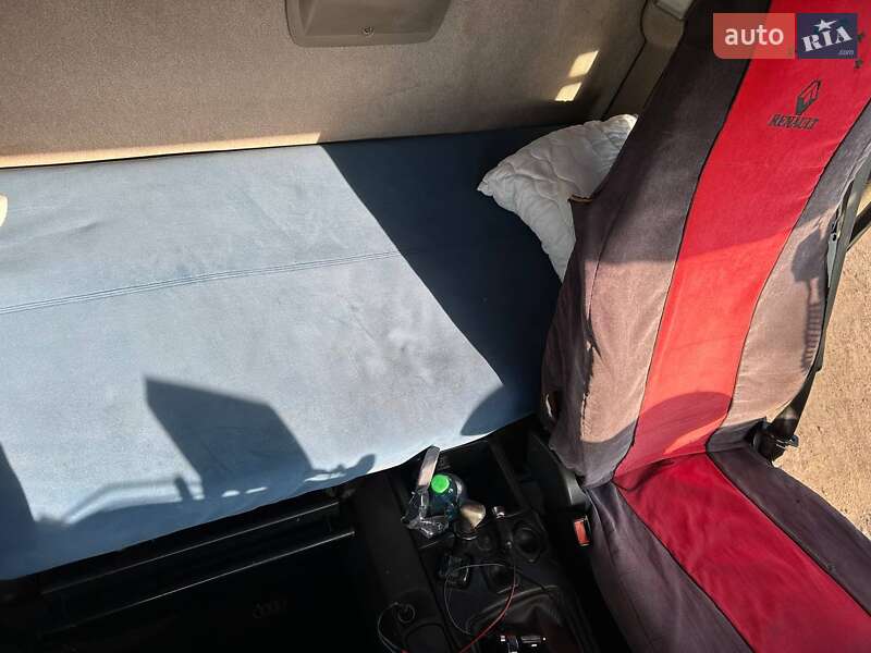 Тягач Renault Magnum 2005 в Белой Церкви