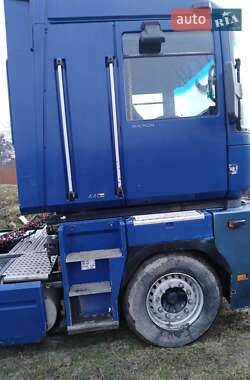 Зерновоз Renault Magnum 2005 в Радехові