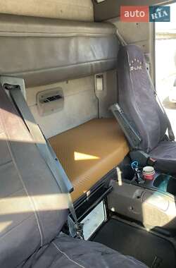Тягач Renault Magnum 2008 в 
