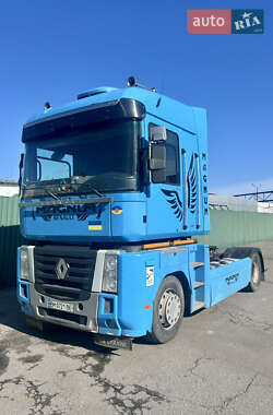 Тягач Renault Magnum 2012 в 