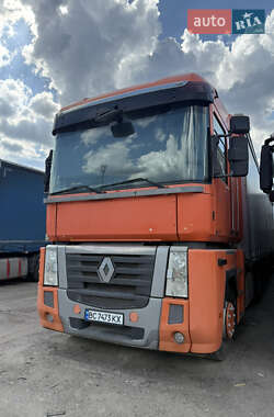 Тягач Renault Magnum 2011 в Львові
