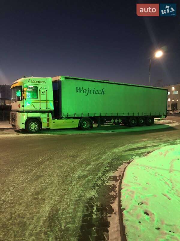 Тентованый Renault Magnum 2012 в Киеве