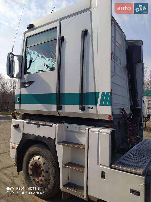 Тягач Renault Magnum 1999 в Одессе