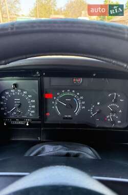 Тягач Renault Magnum 2000 в 