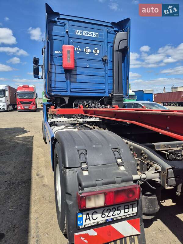 Тягач Renault Magnum 2010 в Луцке