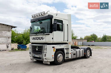Тягач Renault Magnum 2012 в Теофіполі