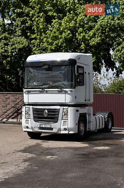 Тягач Renault Magnum 2012 в Рівному